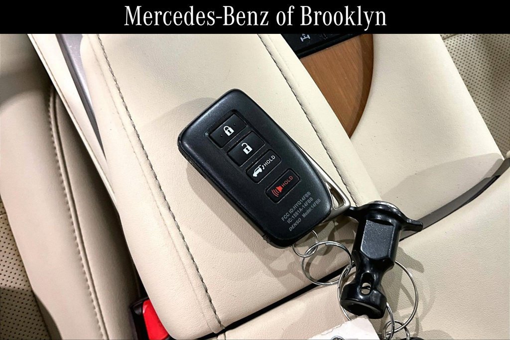 Used 2020 Lexus RX 350 AWD w/ Premium Package image 13