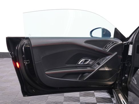 Used 2017 Audi R8 V10 plus image 23