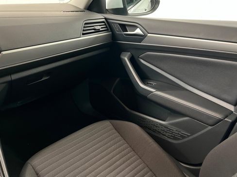 Used 2024 Volkswagen Jetta S image 10