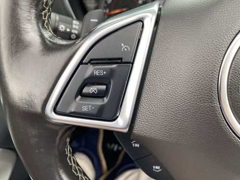 Used 2022 Chevrolet Camaro LT image 24