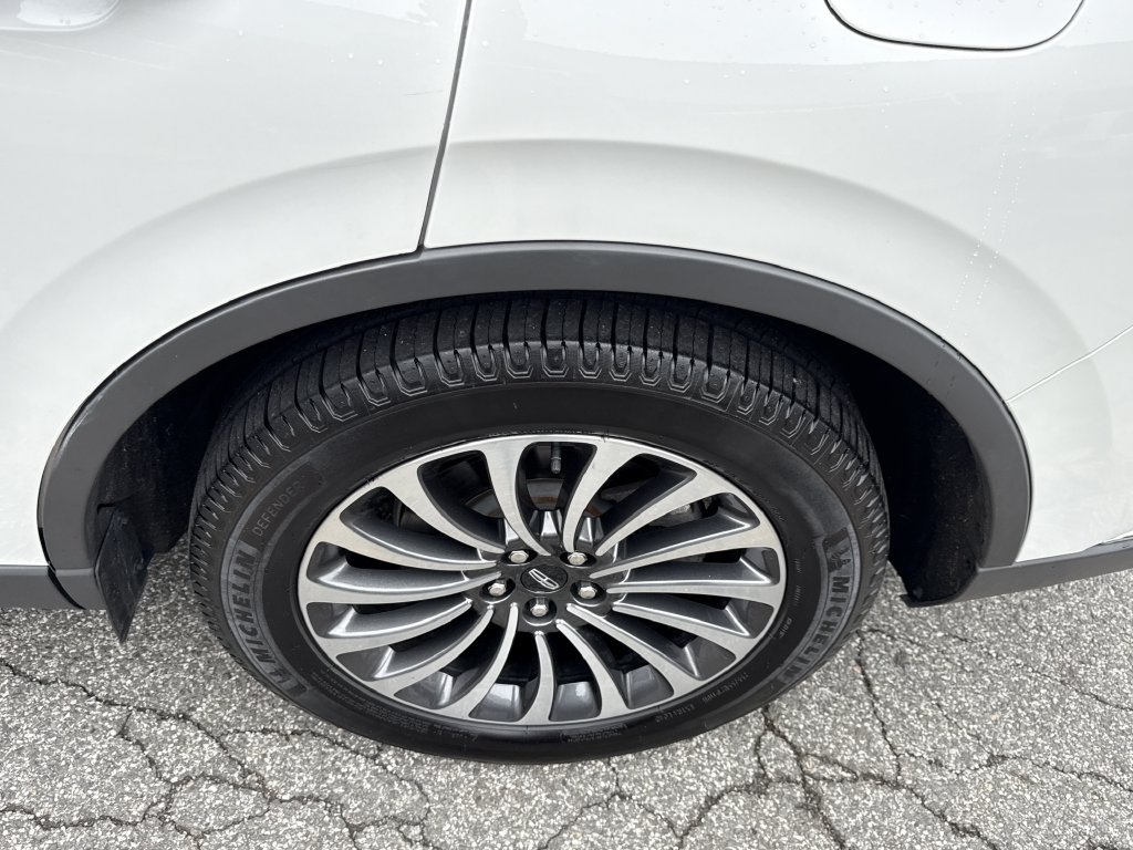 Used 2023 Lincoln Aviator Reserve w/ Elements Package Plus AWD/4WD image 11