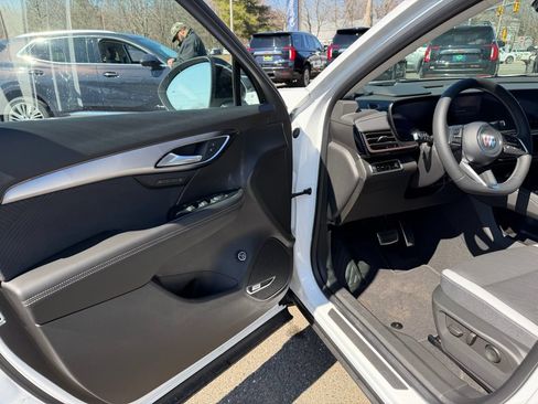 New 2026 Buick Envision Sport Touring AWD/4WD image 17