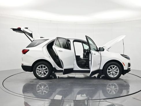 Used 2024 Chevrolet Equinox LT AWD/4WD image 47