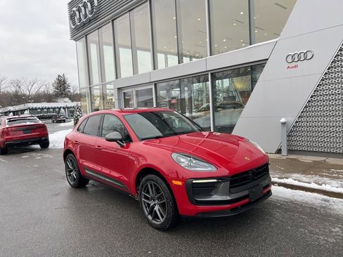 Used 2025 Porsche Macan Turbo image 7