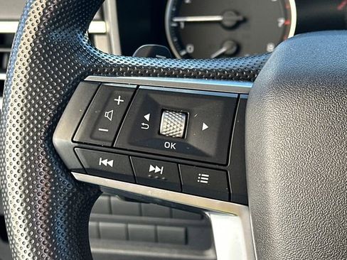 Used 2024 Mitsubishi Outlander ES image 29