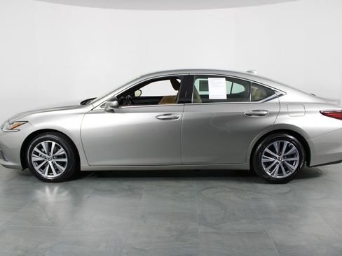 Used 2021 Lexus ES 350 w/ Premium Package image 10