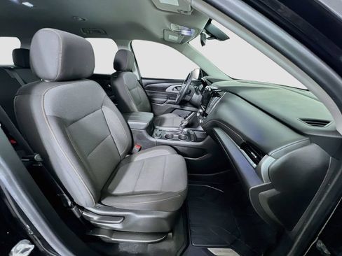 Used 2021 Chevrolet Traverse LT w/ LPO, Floor Liner Package AWD/4WD image 34