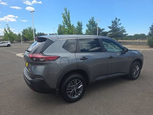 Used 2021 Nissan Rogue S AWD/4WD image 3
