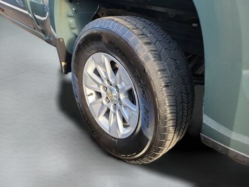 Used 2025 Chevrolet Silverado 1500 LT RWD image 31