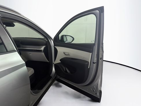 Used 2026 Hyundai Tucson SEL FWD image 31
