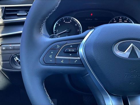Certified 2025 INFINITI QX50 Pure image 24
