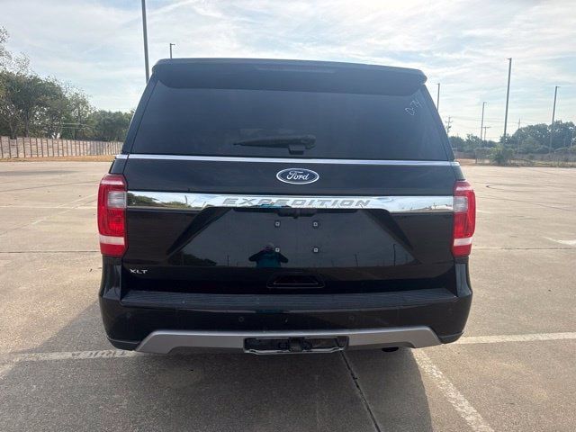 Used 2020 Ford Expedition XLT w/ Equipment Group 202A AWD/4WD image 3