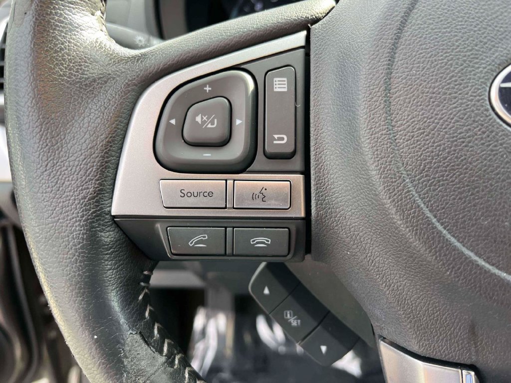 Used 2018 Subaru Forester 2.5i Touring AWD/4WD image 20