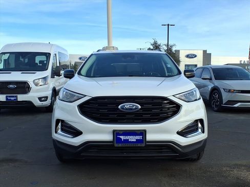 Used 2024 Ford Edge SEL w/ Sport Appearance Package image 2