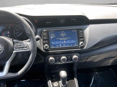 Used 2023 Nissan Kicks SV FWD image 8
