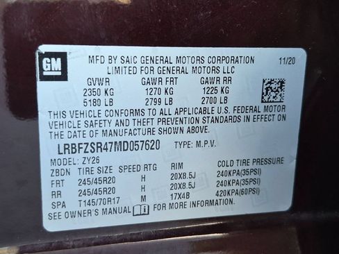 Used 2021 Buick Envision Avenir w/ Technology Package II AWD/4WD image 24
