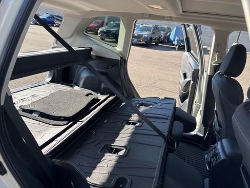 Used 2020 Subaru Forester Premium AWD/4WD image 17