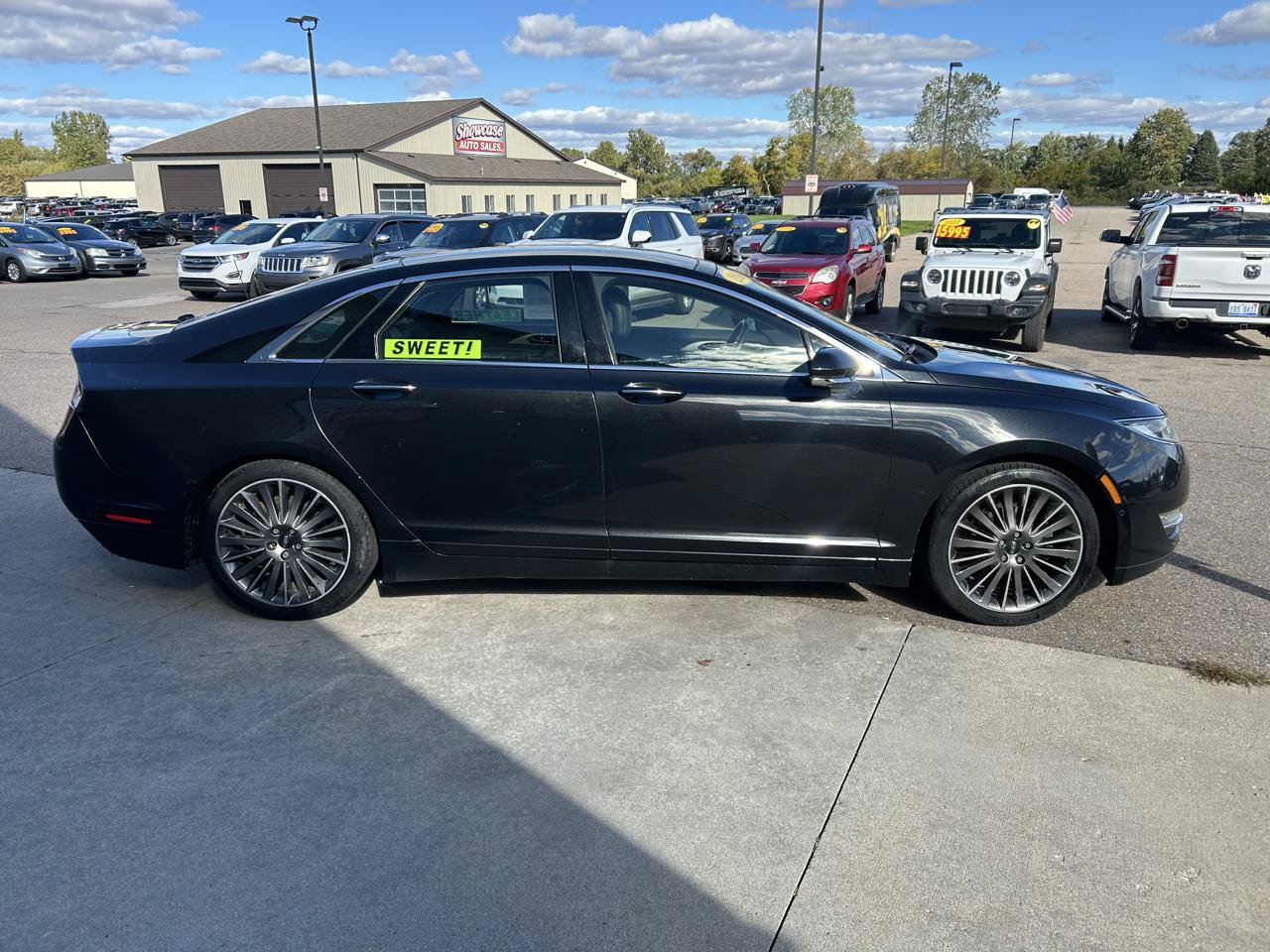 Used 2014 Lincoln MKZ Hybrid FWD image 4