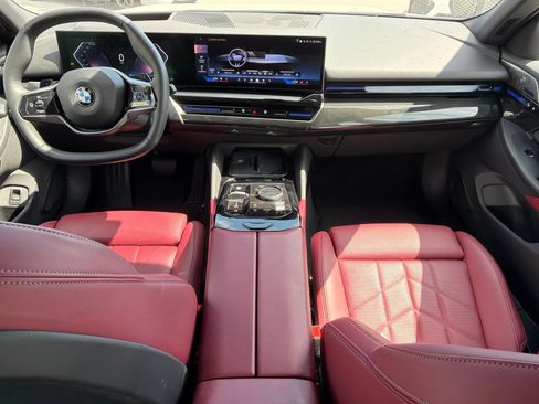 Used 2024 BMW 530i w/ Premium Package RWD image 6