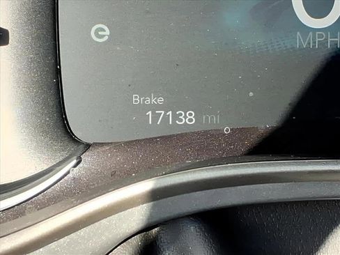 Used 2023 Chrysler Pacifica Touring-L w/ S Appearance Package image 27