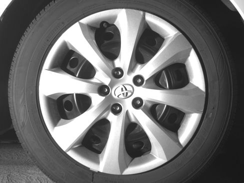 Used 2025 Toyota Corolla LE FWD image 13