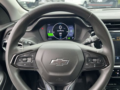 Used 2023 Chevrolet Bolt EUV LT image 16