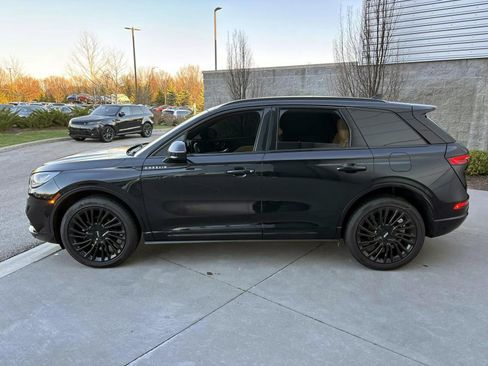 Used 2021 Lincoln Corsair Reserve image 8