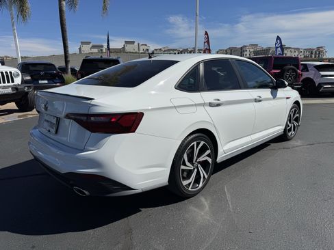 Certified 2023 Volkswagen Jetta GLI Autobahn image 10