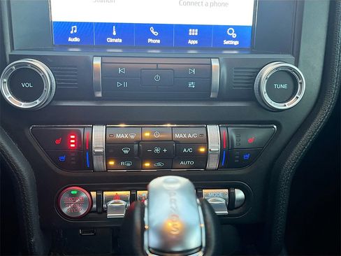 Used 2021 Ford Mustang Premium image 19