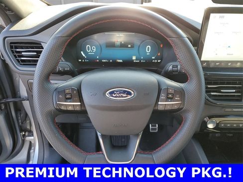 Certified 2023 Ford Escape ST-Line Elite w/ Premium Technology Package image 17