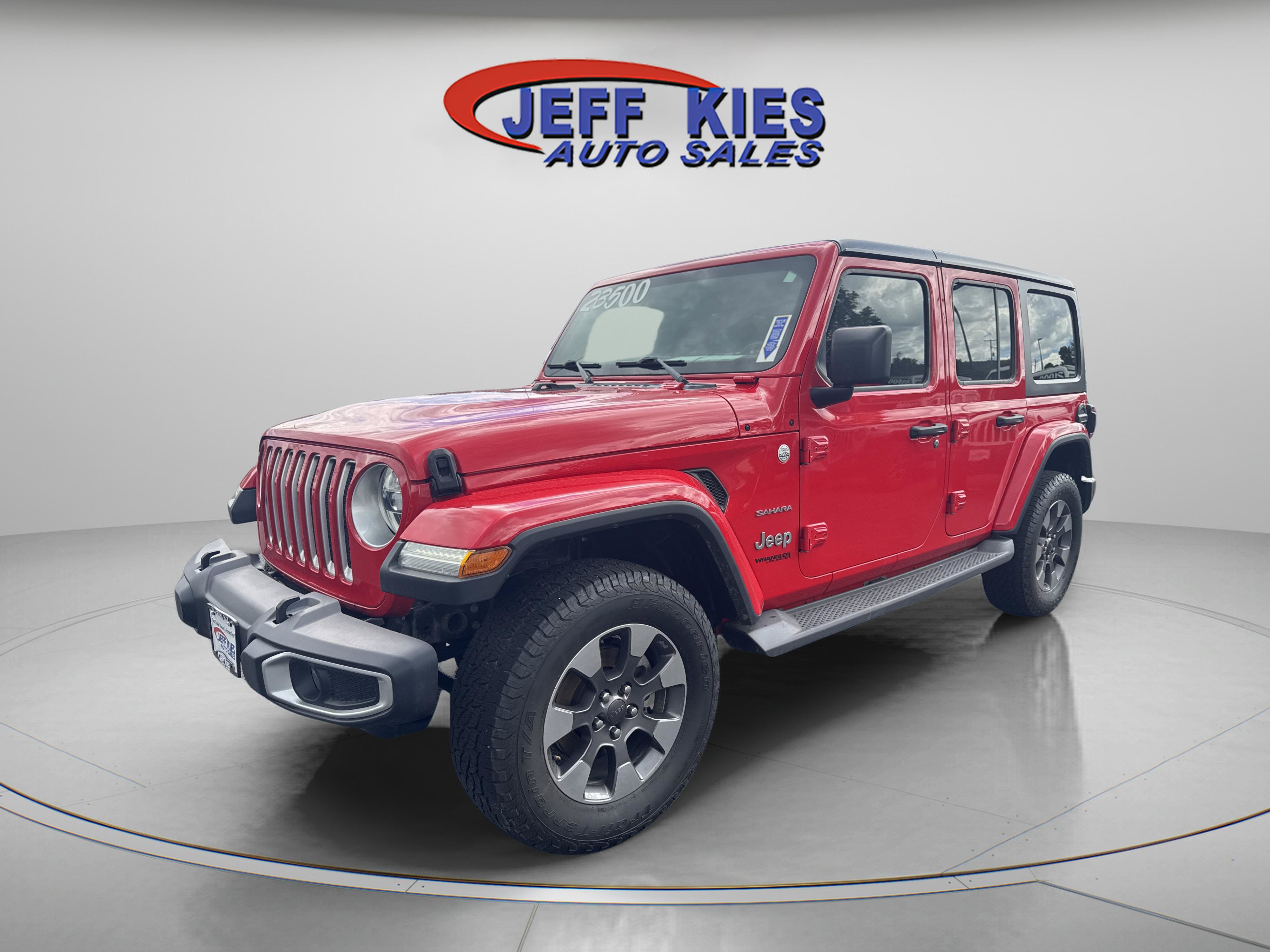 Used 2018 Jeep Wrangler Unlimited Sahara w/ LED Lighting Group AWD/4WD image 1