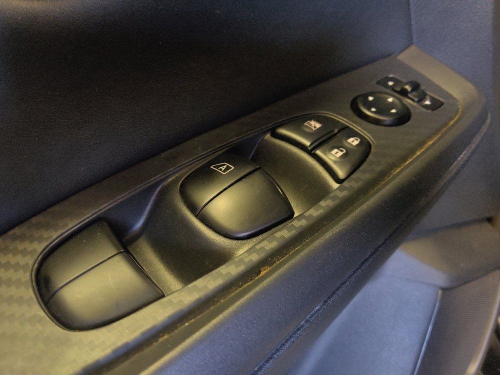 Used 2025 Nissan Sentra S FWD image 27