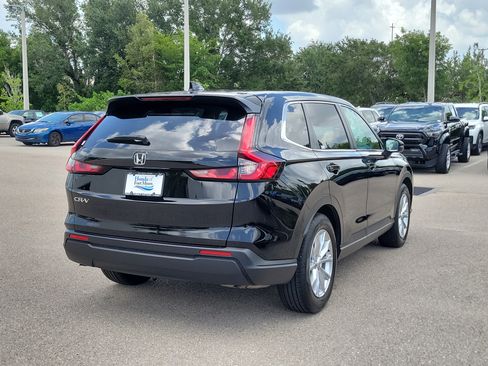 Used 2025 Honda CR-V EX image 4