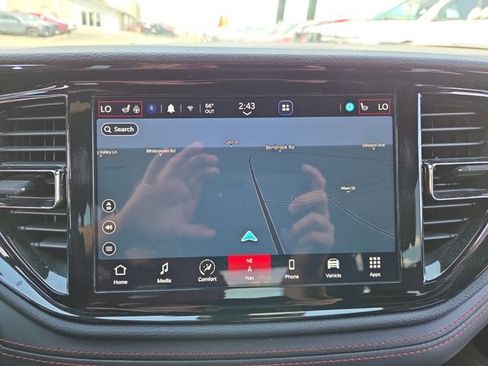 Used 2025 Dodge Durango R/T w/ Blacktop Package AWD/4WD image 22
