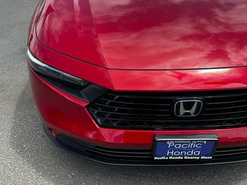 Used 2024 Honda Accord EX image 4