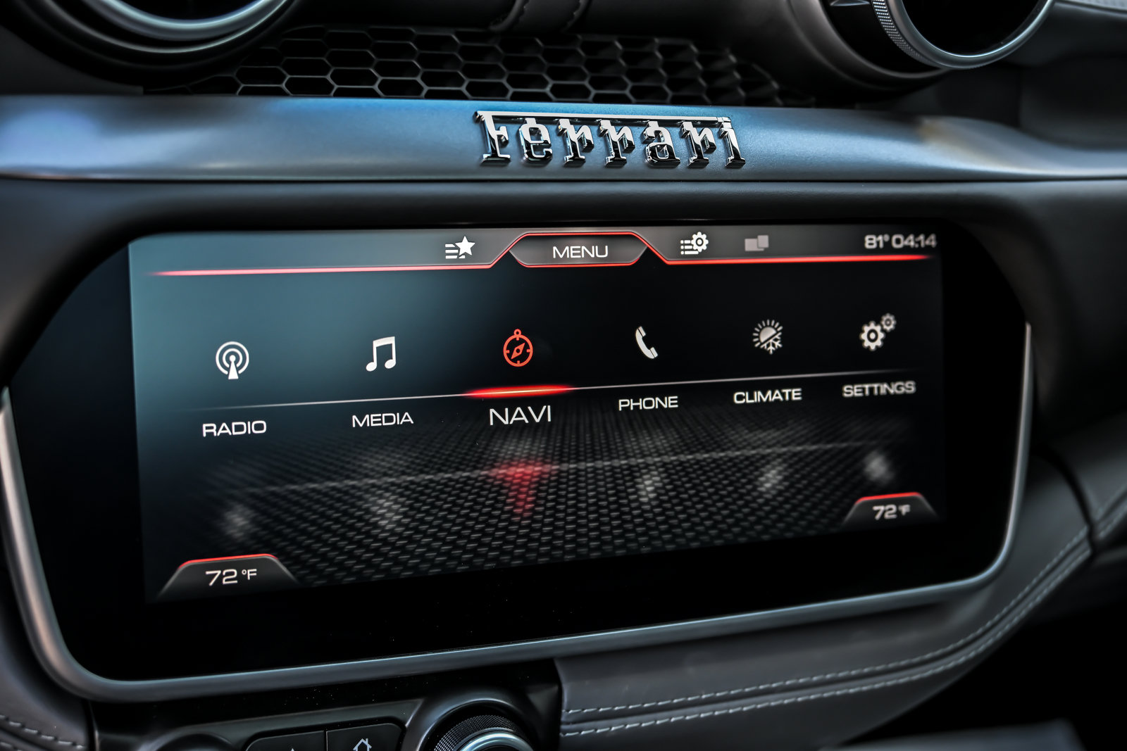 Used 2019 Ferrari Portofino RWD image 46