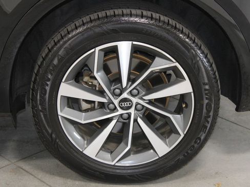 Used 2023 Audi Q5 2.0T Premium Plus image 18