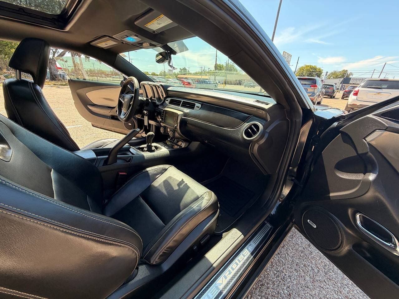 Used 2013 Chevrolet Camaro SS w/ SS Performance Package RWD image 13