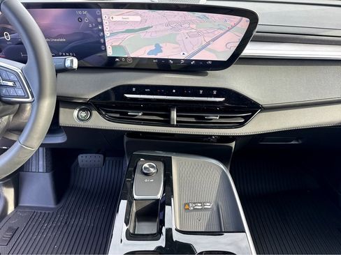 New 2026 Buick Enclave Preferred w/ Power Package FWD image 13