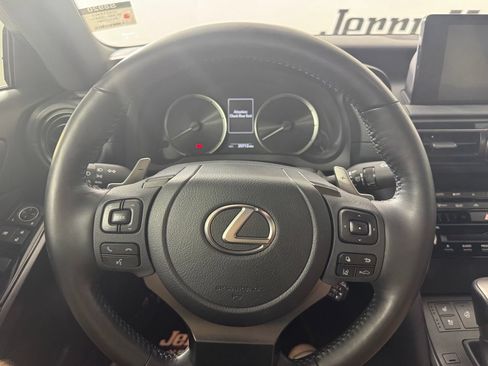 Used 2023 Lexus IS 300 w/ Comfort Package RWD image 12