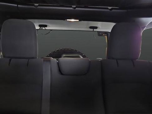 Used 2018 Jeep Wrangler Unlimited Sport AWD/4WD image 25