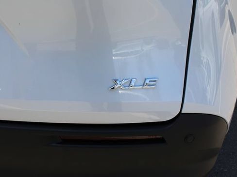 Certified 2026 Toyota Sienna XLE FWD image 74