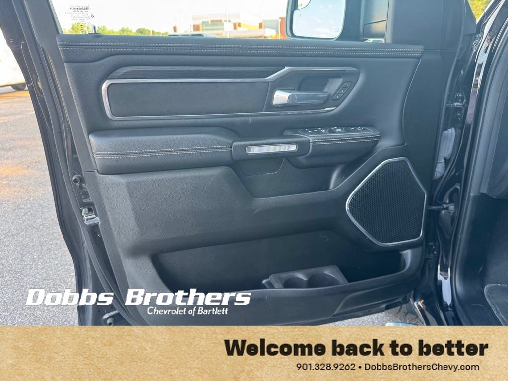 Used 2023 RAM 1500 Laramie AWD/4WD image 14
