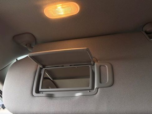 Used 2022 Nissan Pathfinder Platinum w/ Cargo Package image 18