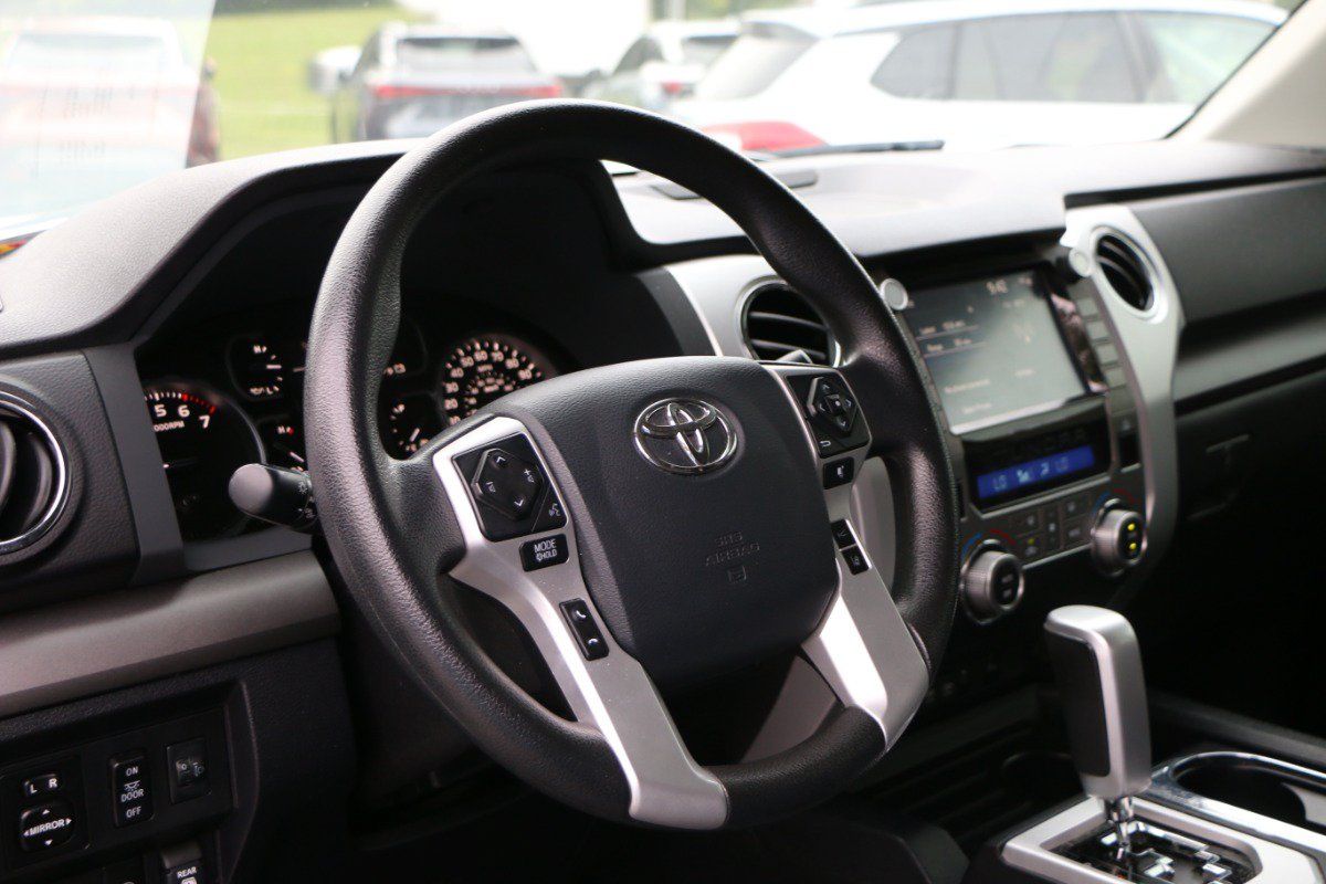 Used 2020 Toyota Tundra SR5 w/ TRD Off-Road Package AWD/4WD image 15