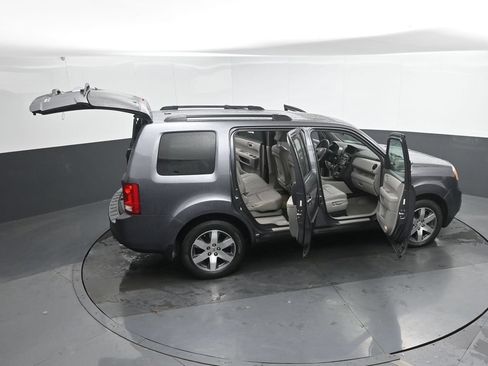 Used 2015 Honda Pilot Touring image 40