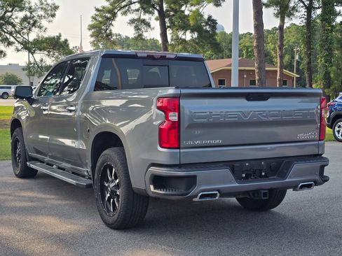 Certified 2021 Chevrolet Silverado 1500 High Country w/ Technology Package AWD/4WD image 3