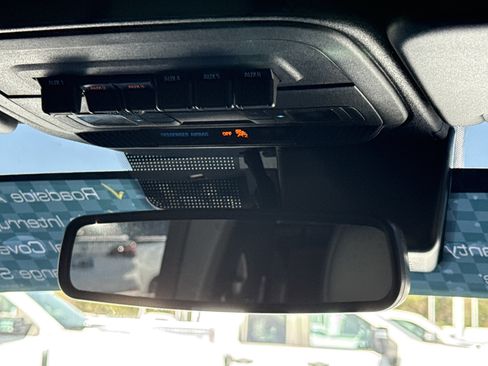 Used 2024 Ford Bronco Badlands image 39