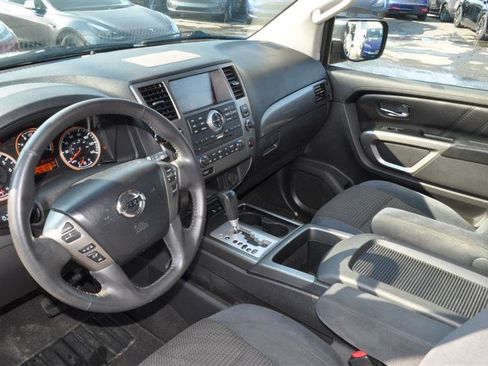 Used 2015 Nissan Armada SV AWD/4WD image 10