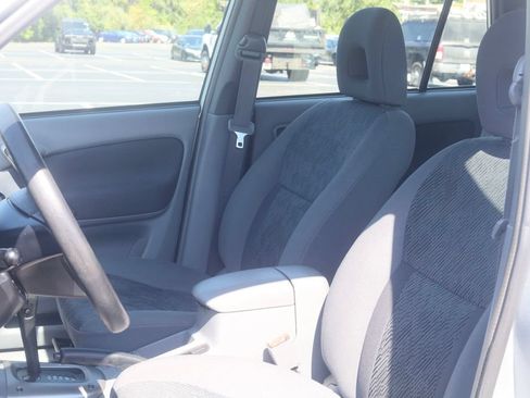 Used 2003 Toyota RAV4 4WD image 16